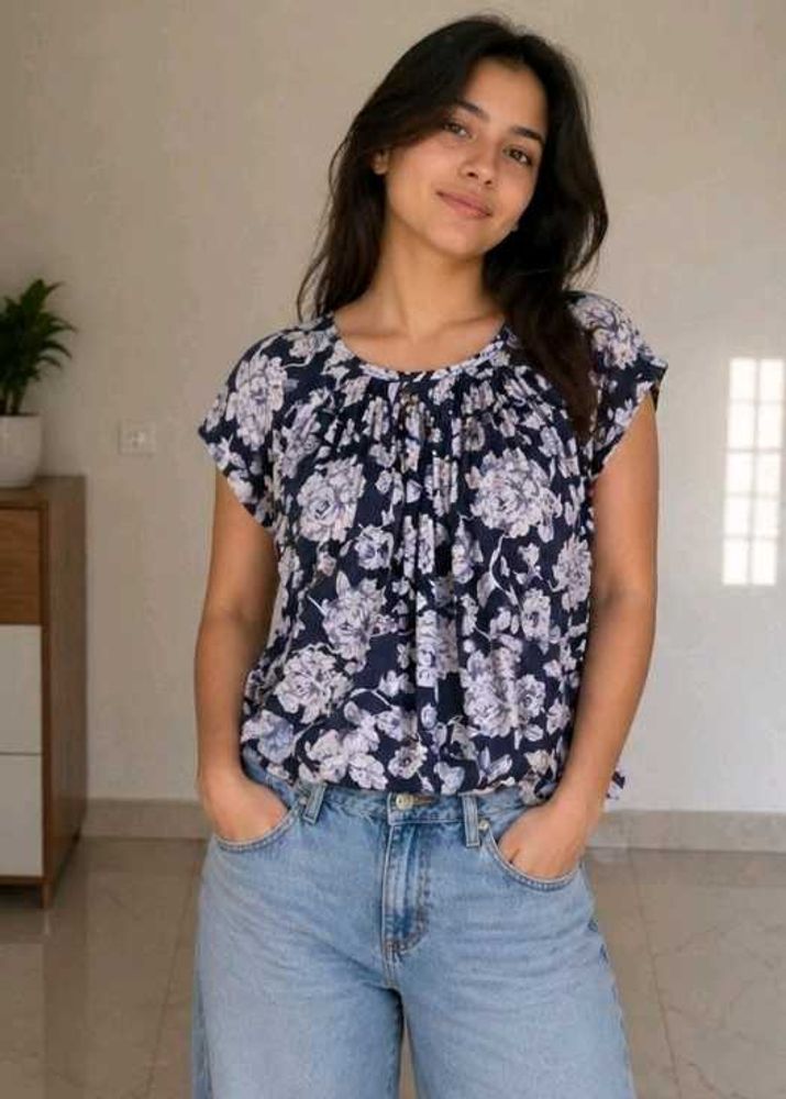 Floral Print Smocked Neck Top