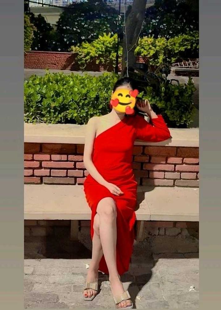 One-Shoulder Dress