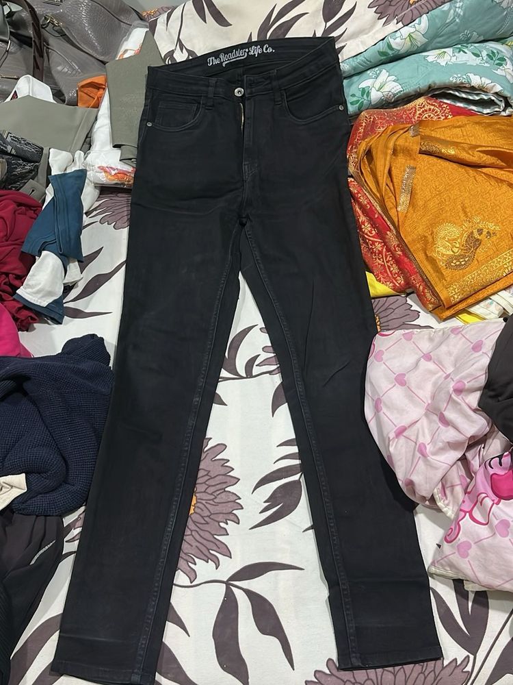 Classic Black Skinny Jeans