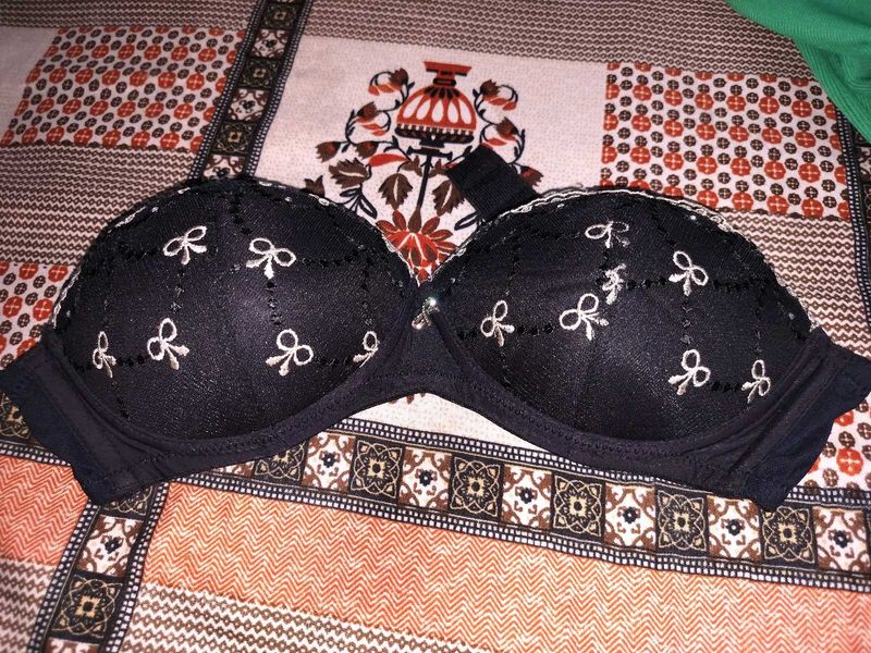 Black Lace Bow Detail Bra