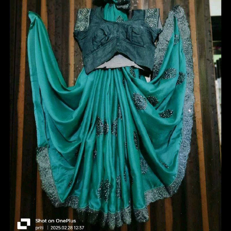 Elegant Teal Saree with Blouse