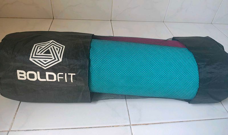Boldfit Yoga Mat for Women and Men With Cover Bag