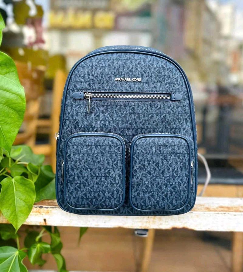 Micheal kors Bagpack
