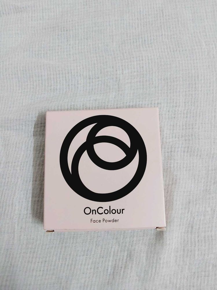 Oriflame OnColour Face Powder