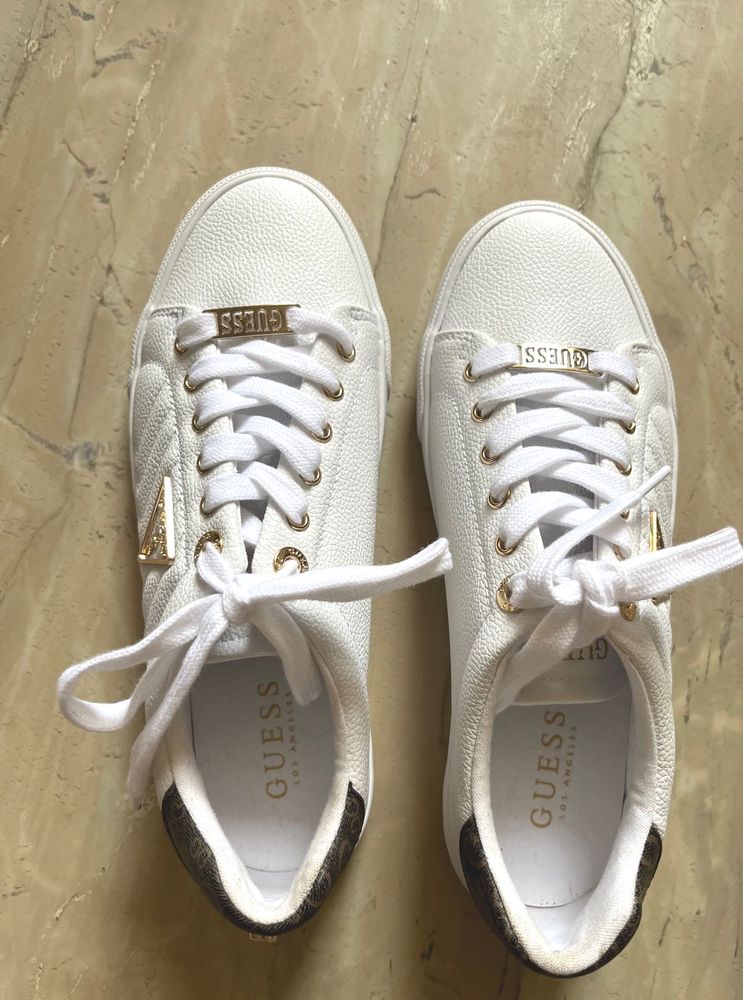 Sale 🔥GUESS Giella New Sneakers