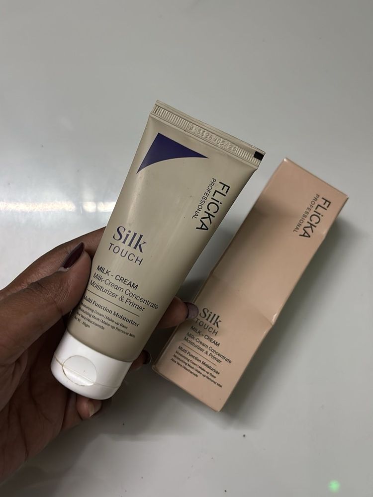 Silk Touch Milk-Cream Moisturizer &amp; Primer