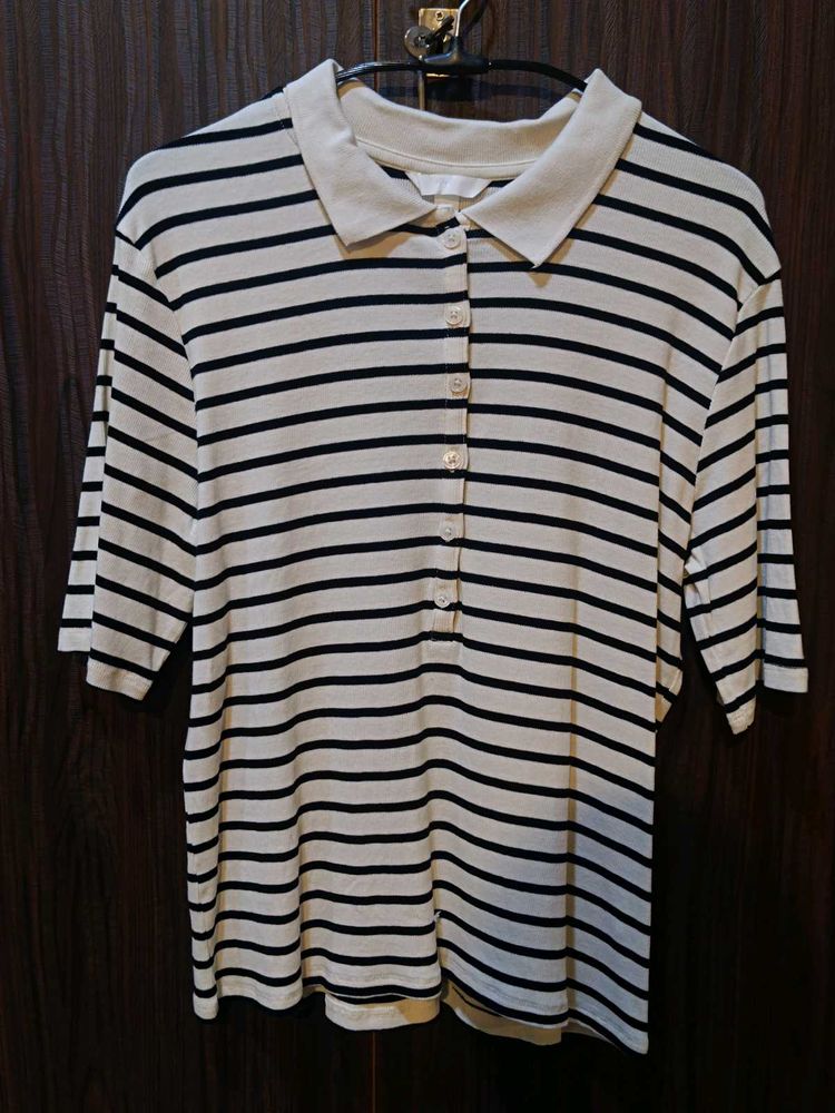 H&amp;M Ribbed Polo Tshirt