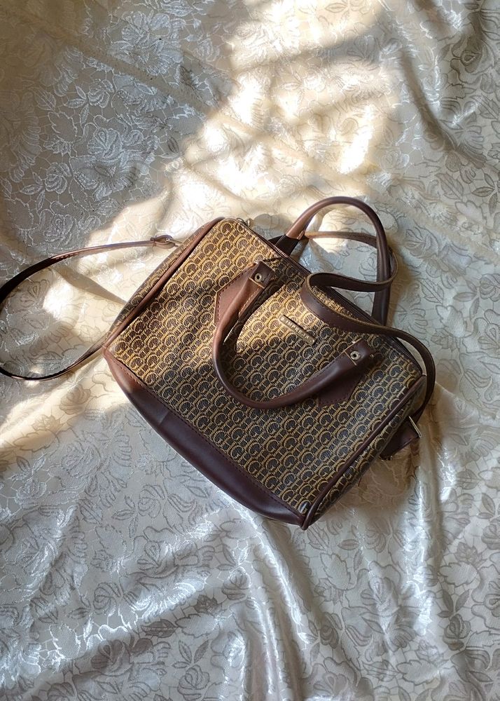 Classy Sling Bag