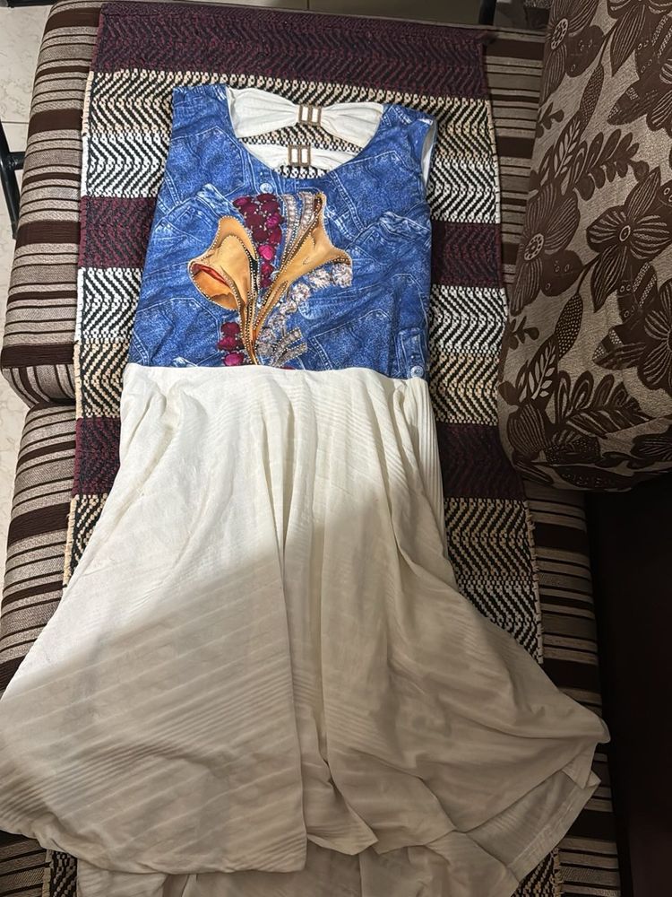 Designer Ethnic Gown with Unique Print