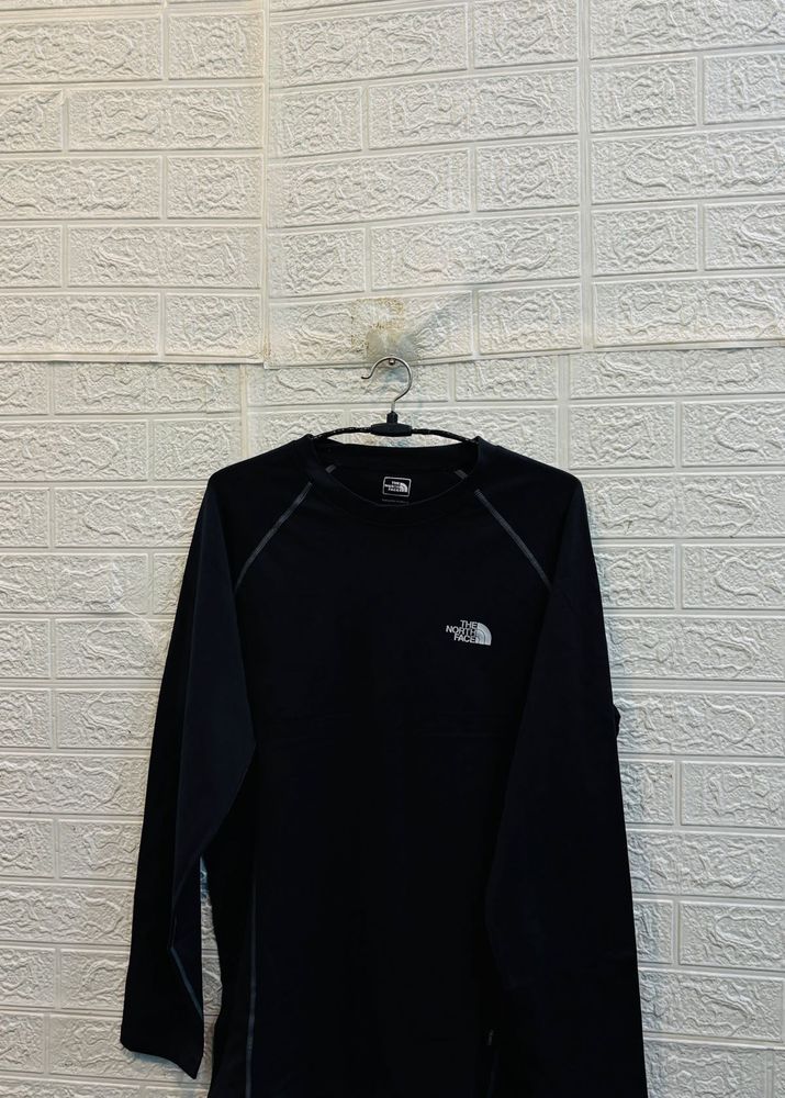 🇦🇺 The North Face imported tshirt