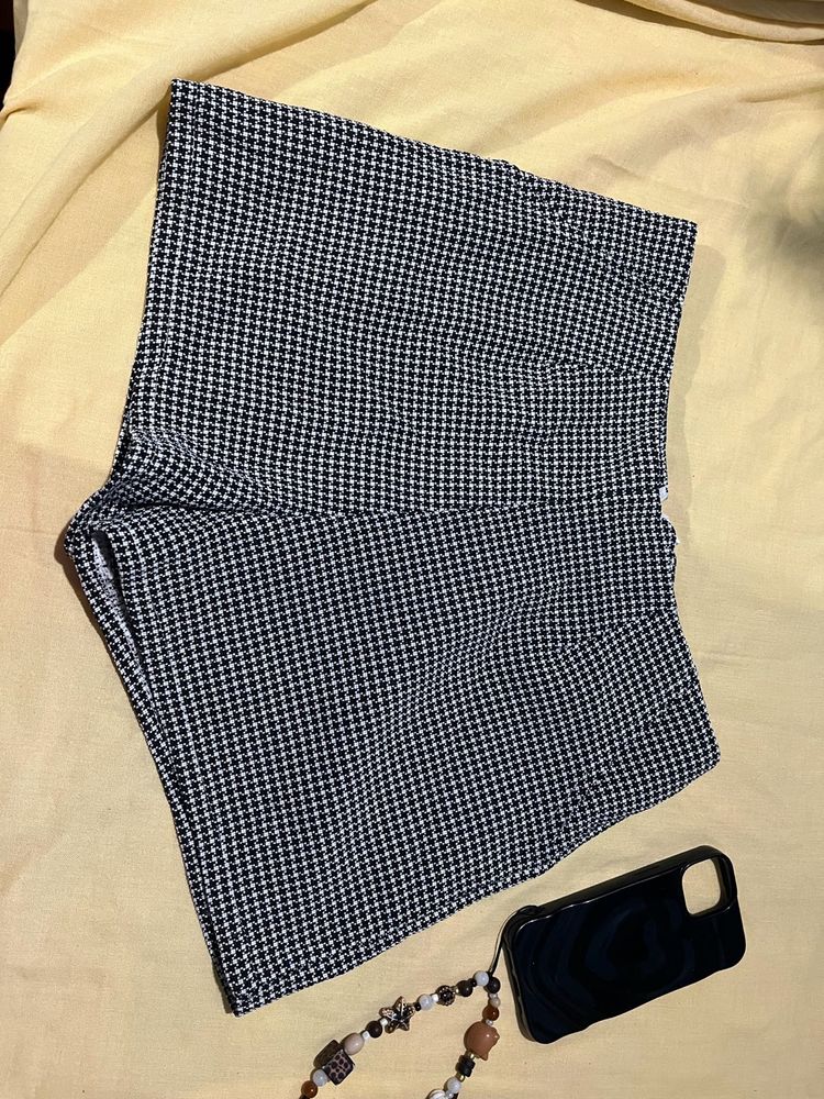 Houndstooth High Waisted Shorts