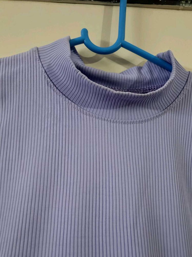 Ribbed Mock Neck Top