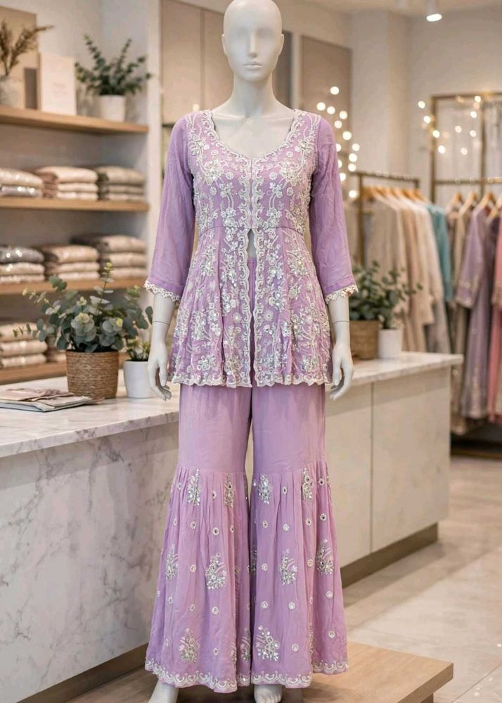 Elegant Lavender Embroidered Kurta Set