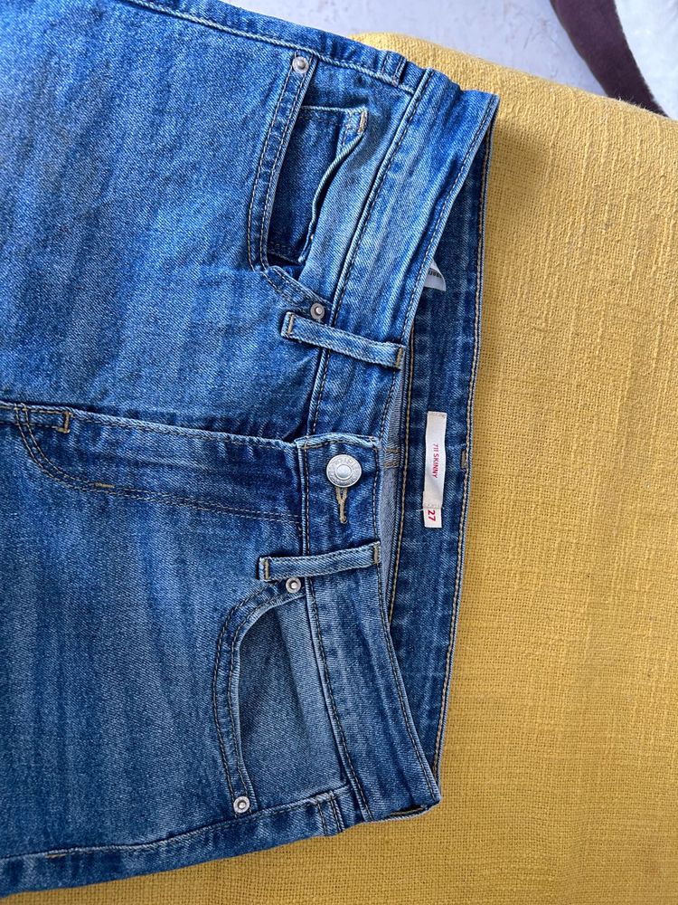 Levi's Women's Blue Skinny Jeans