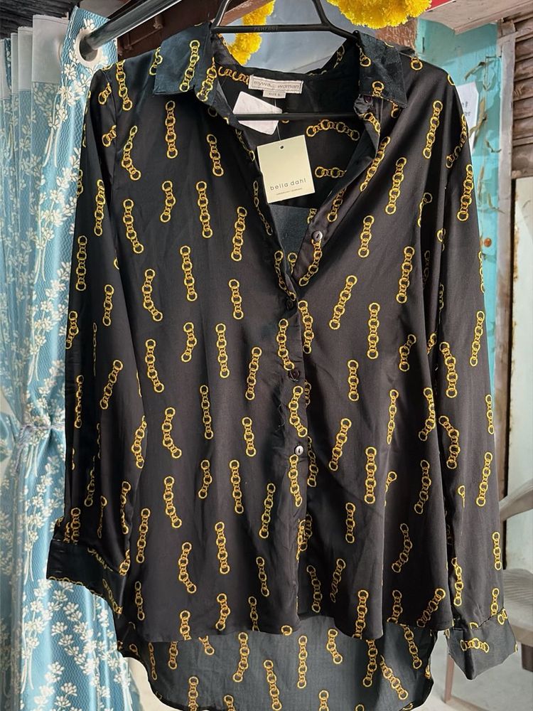 Chic Black Chain Print Button-Up Shirt