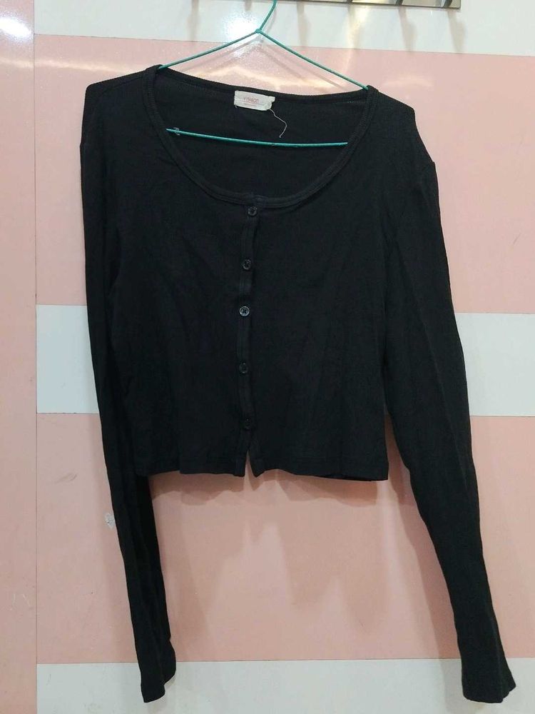 Black Button-Up Long Sleeve Cardigan Crop Top