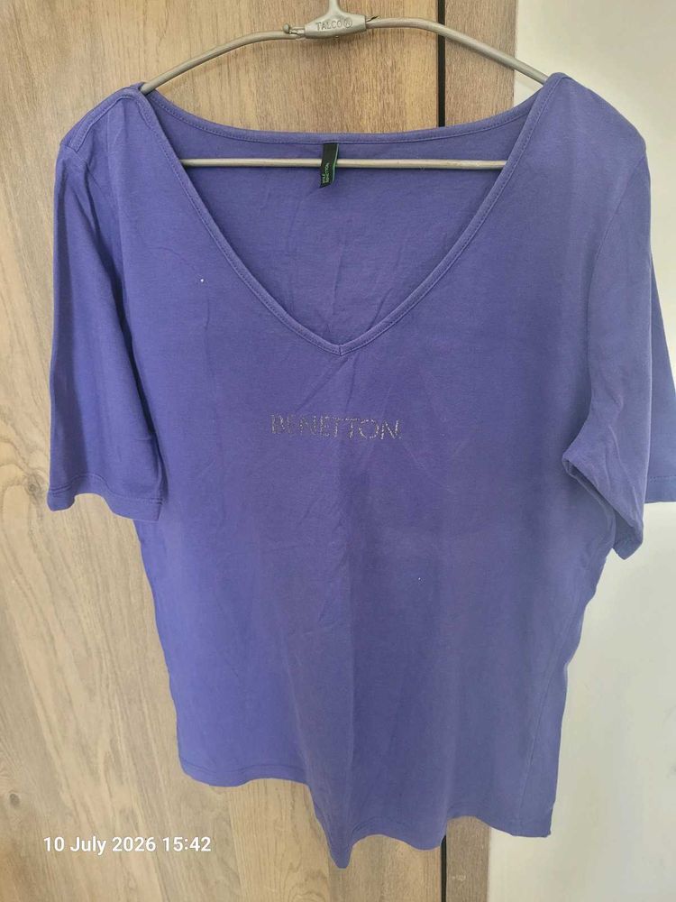BENETTON Purple V-Neck T-Shirt