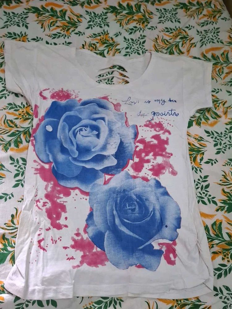 White Rose Print T-Shirt