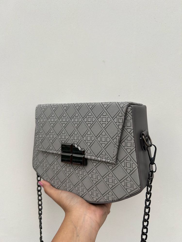 ‼️Price Reduced- Classy Sling Bag
