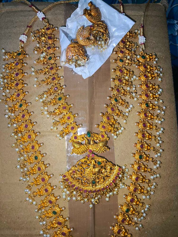 Elegant Jewellery Set