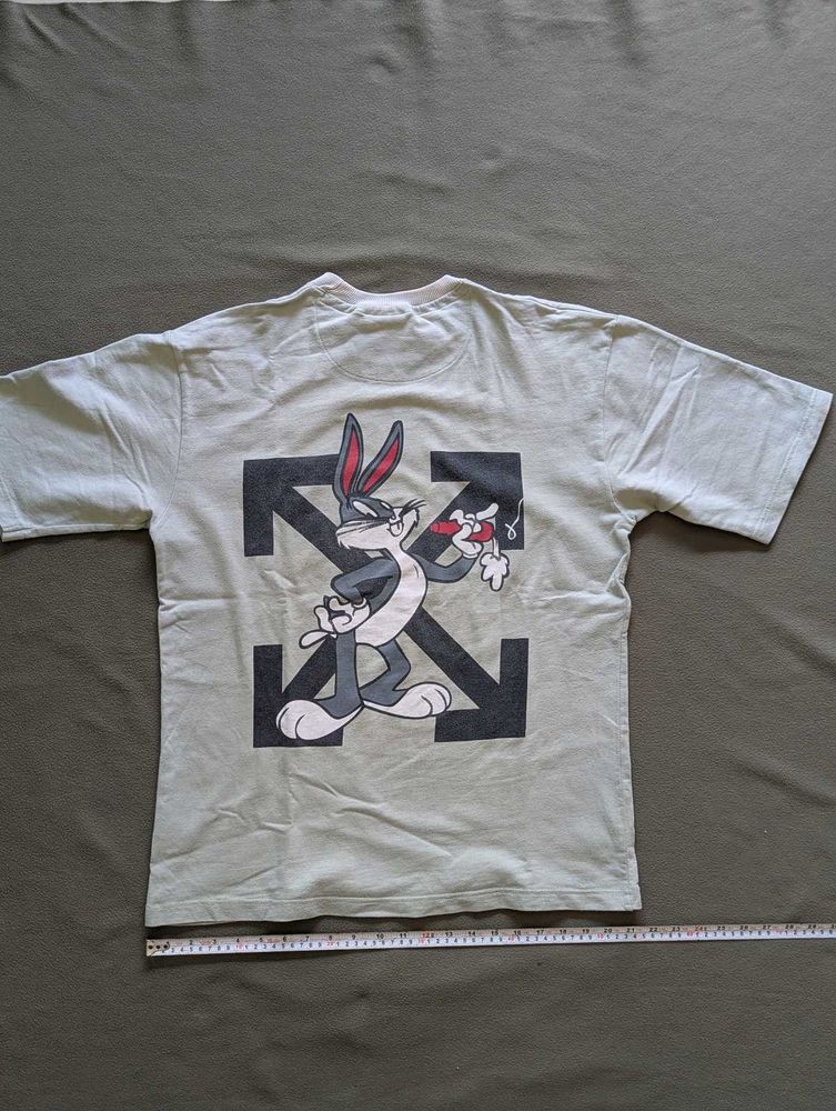 Quicksilver Bugs Bunny Graphic Tee