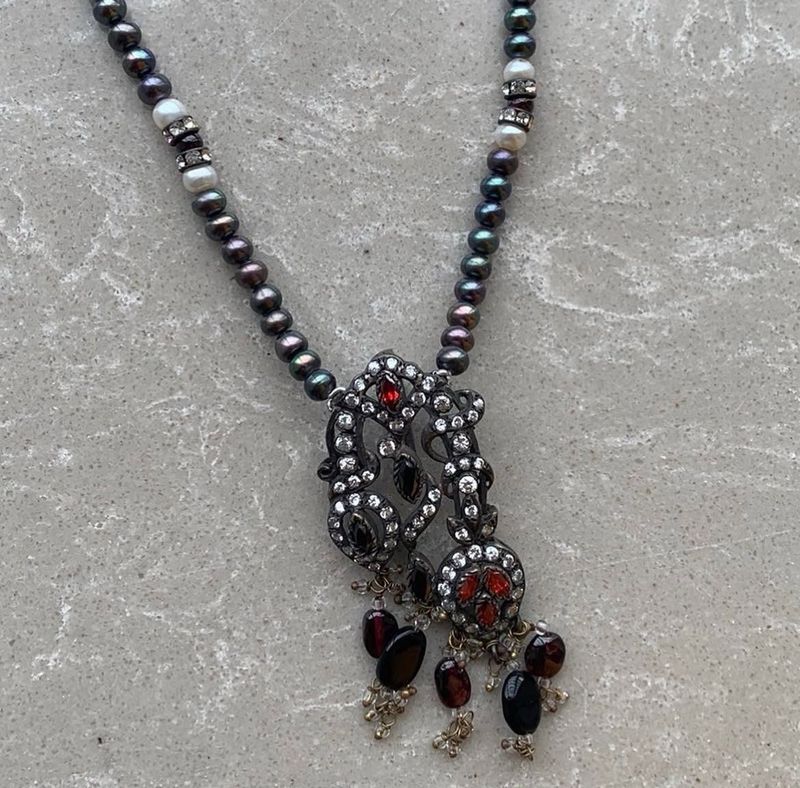 Hyderabadi pearls &amp; Semi-precious Stones Neckpiece