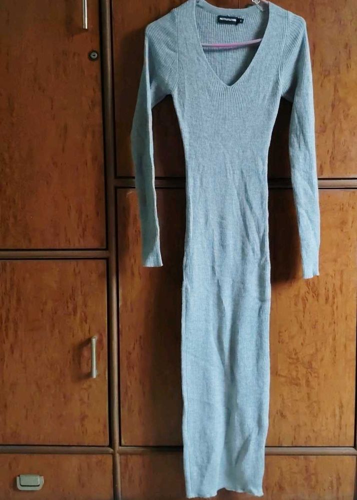 Grey Ribbed V-Neck Long Sleeve Maxi Dress