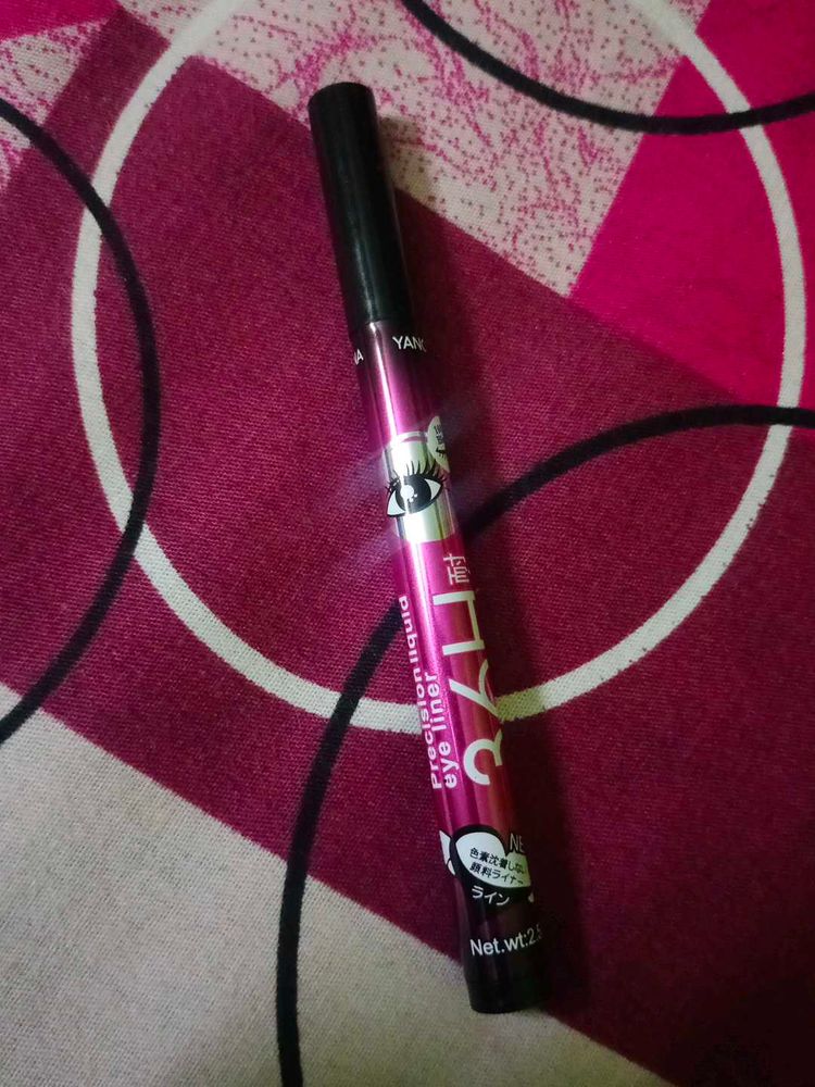 Precision Liquid Eye Liner