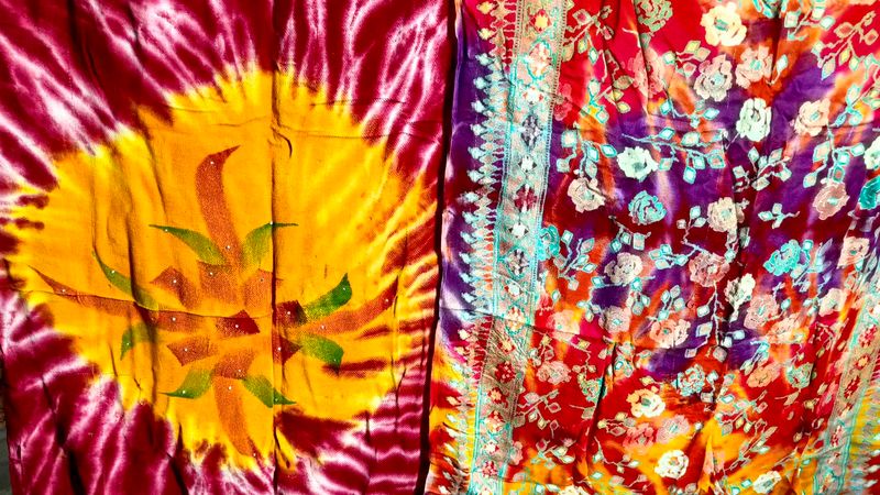 #कॉम्बो Vibrant Tie-Dye Floral Dupatta
