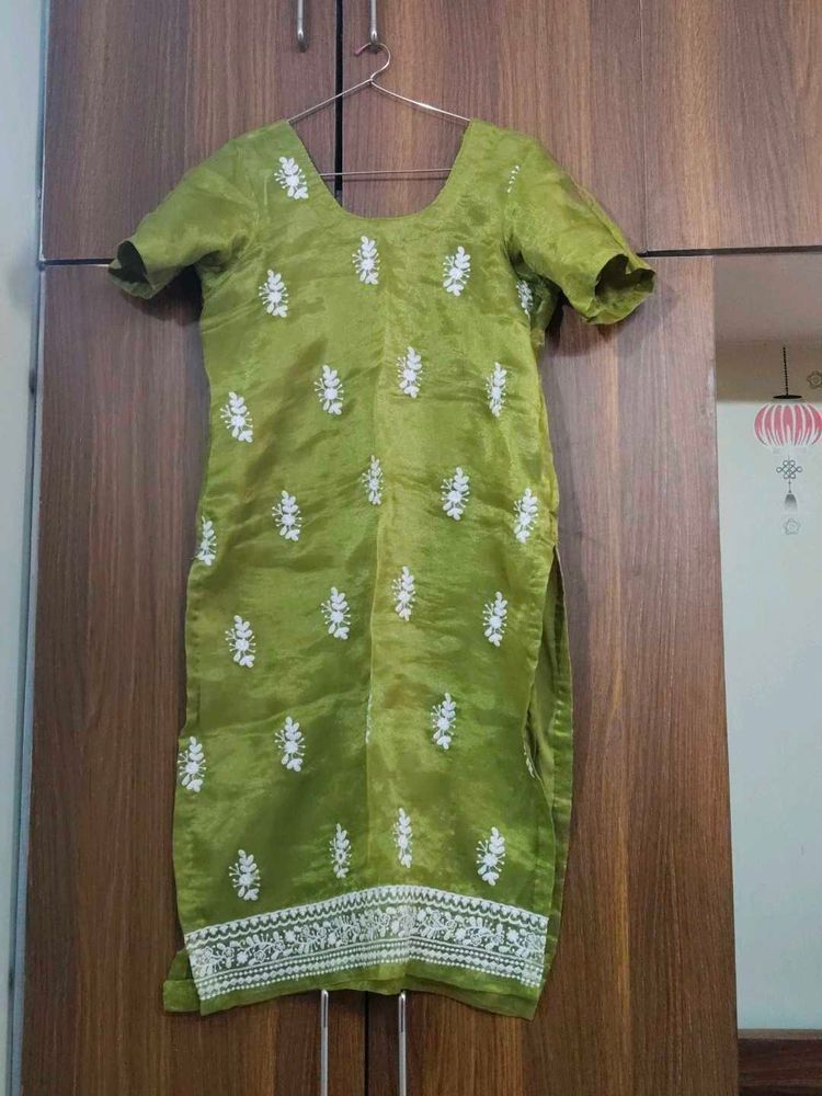 Beautiful Green Embroidered Kurta