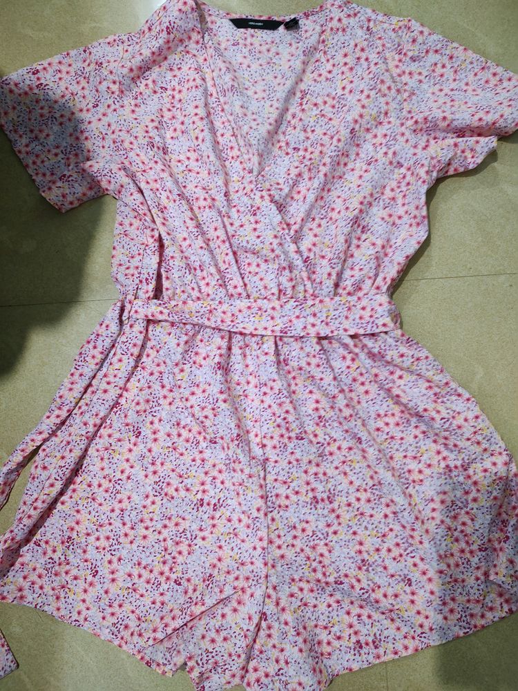 Floral Print Romper VerobModa Jumpsuit...