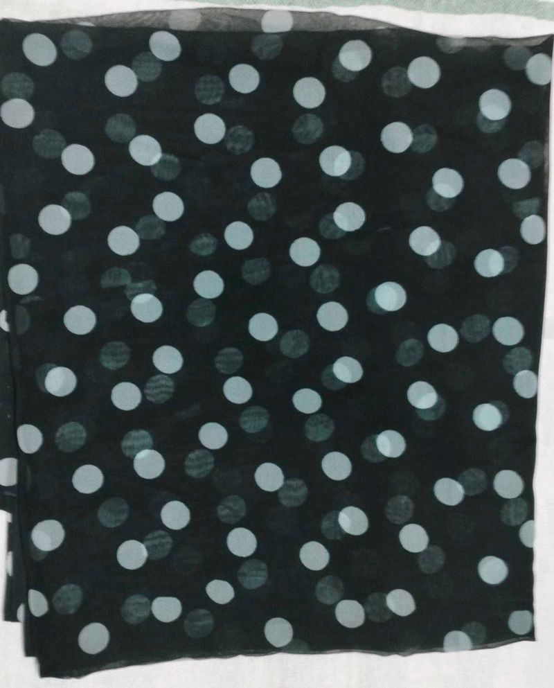 Brand new Elegant Chiffon Saree with polka dots