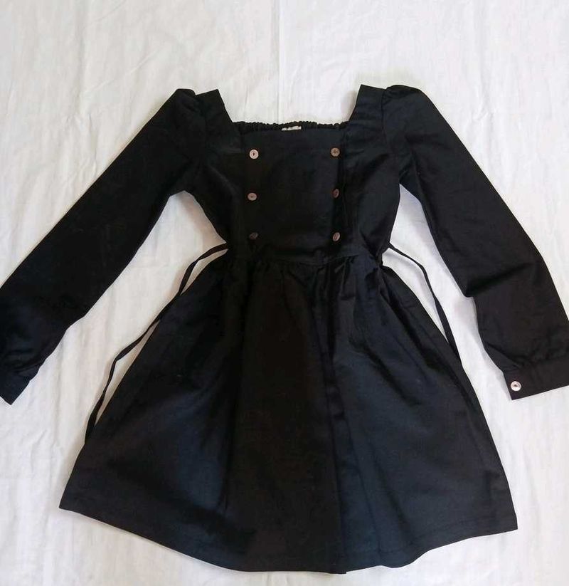 Chic Black Button-Up Dress