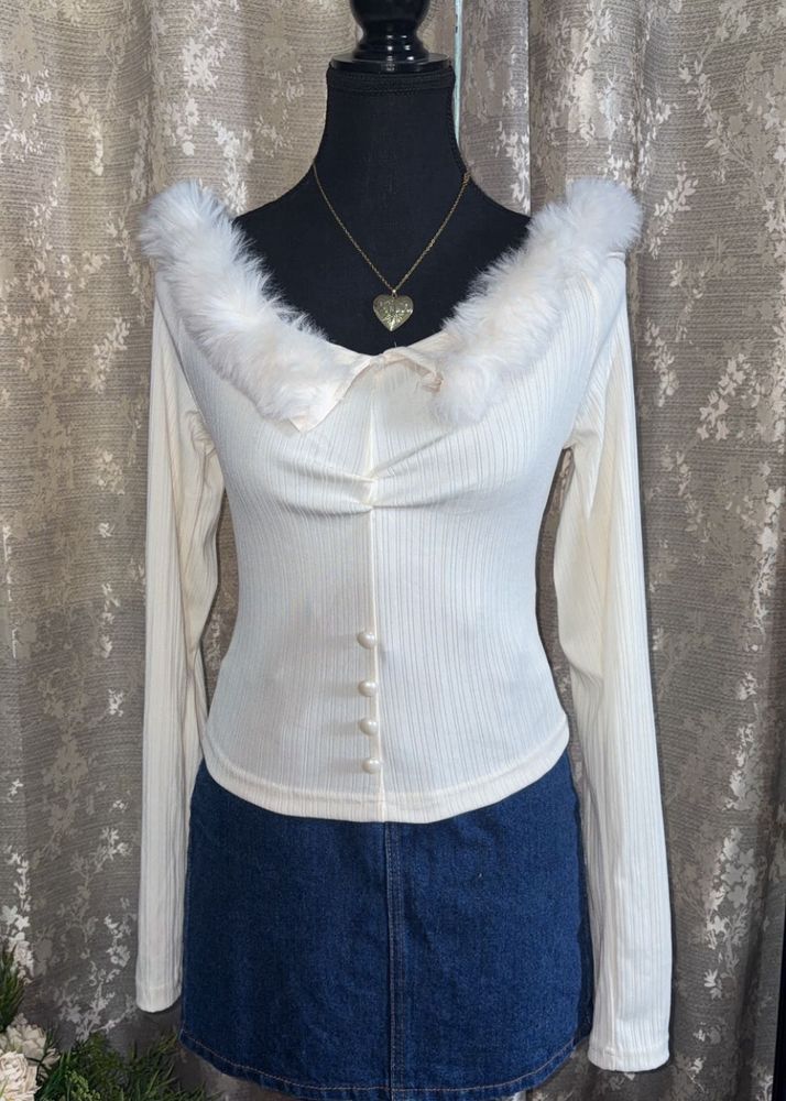 Cream Faux Fur Trim Ribbed Top