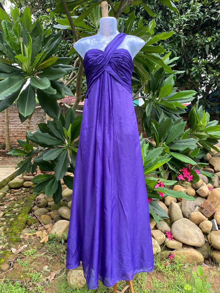 ELENA GILBERT PROM DRESS