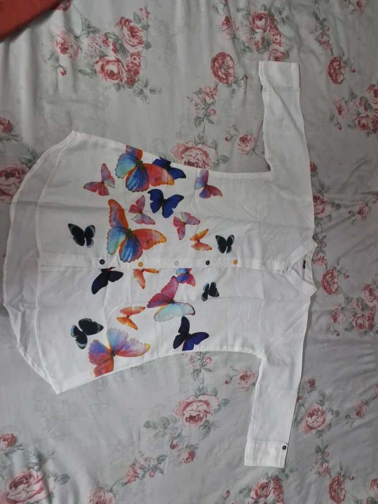 Butterfly Print White Tunic Top