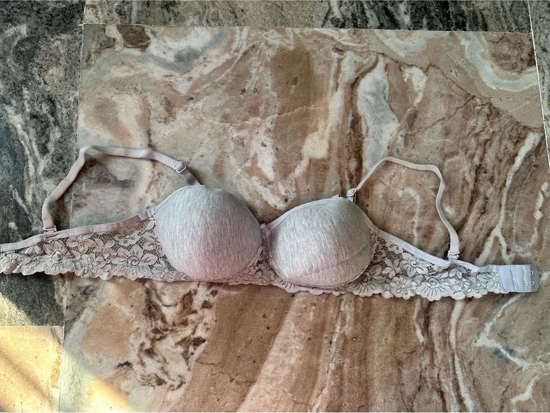 Lace Trim Bra 🔥