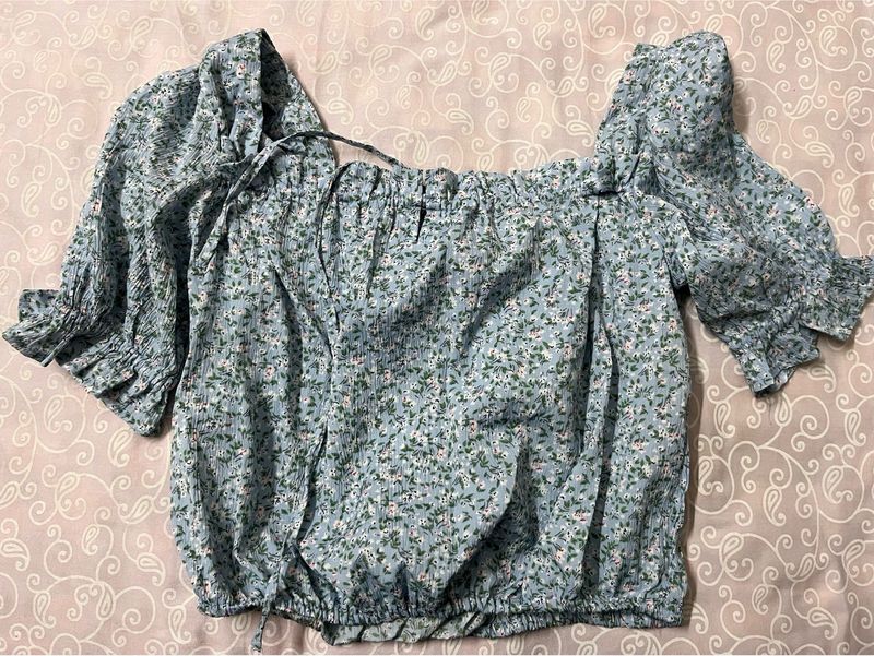 Cute Floral Puff Sleeve Top