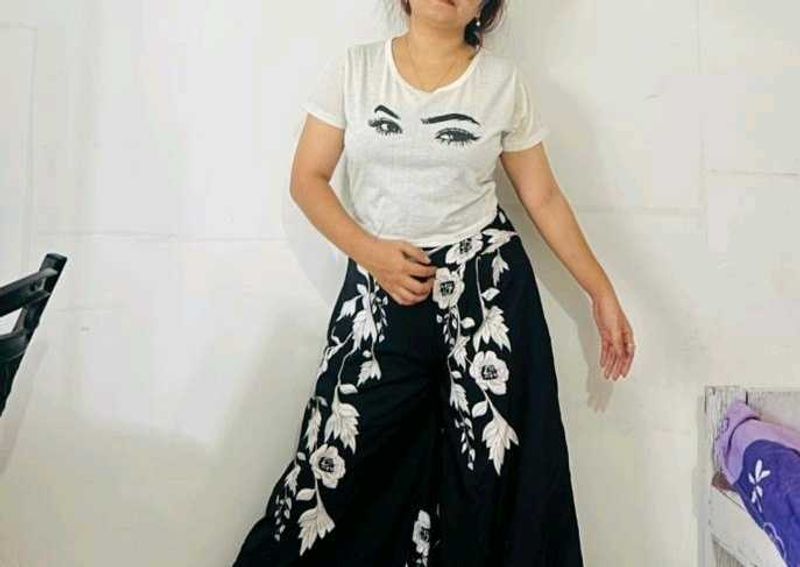 Stylish Black Floral Palazzo Pants