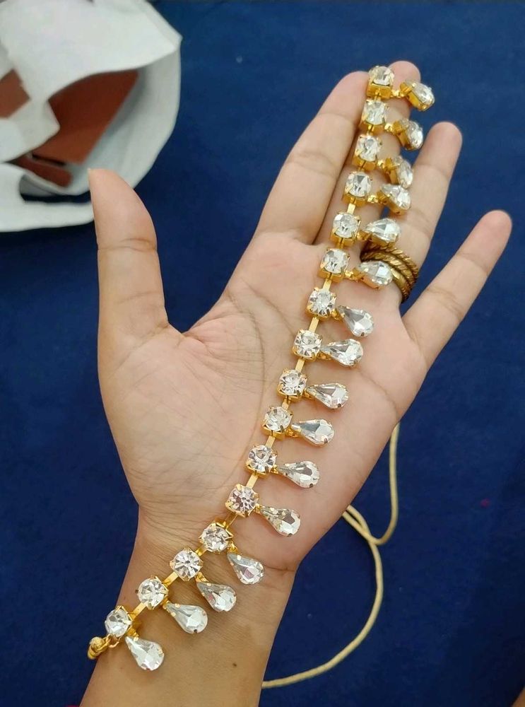 Sparkling Crystal Choker With Earings