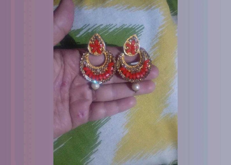 Beautiful Red &amp; Gold Jhumka Earrings