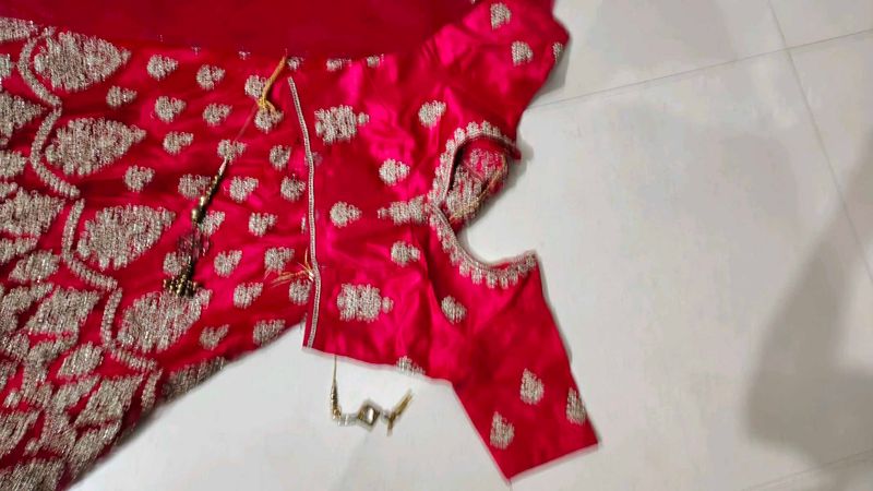 Stunning Embroidered Silk pink lehnga