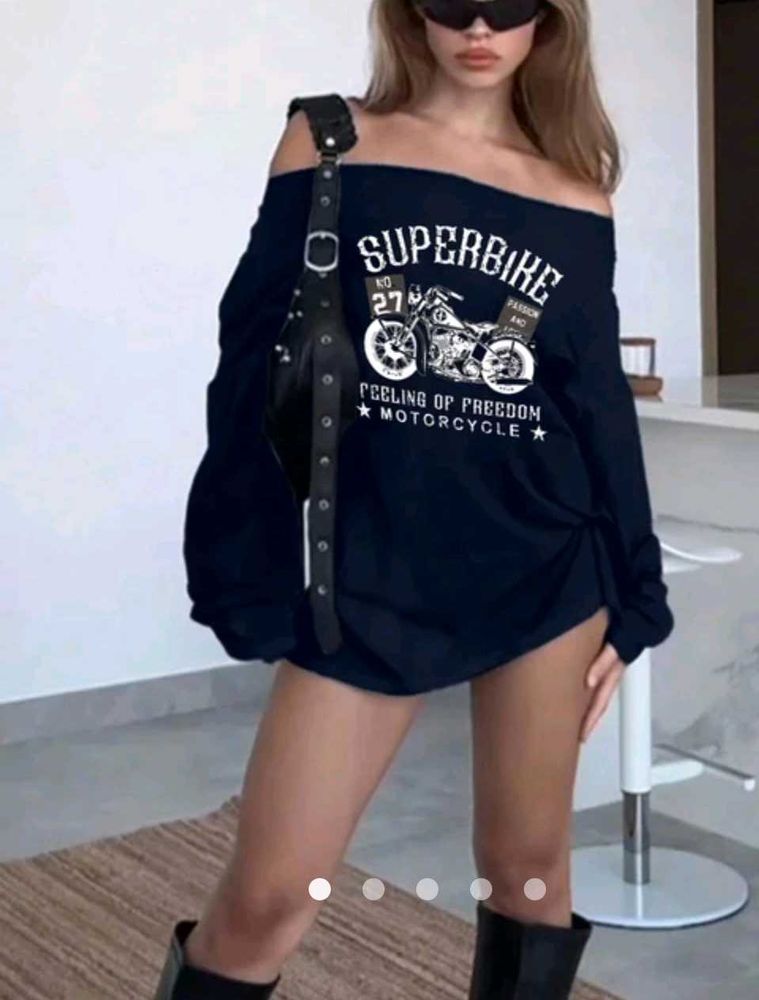 savana Off Shoulder "Superbike" Graphic Top