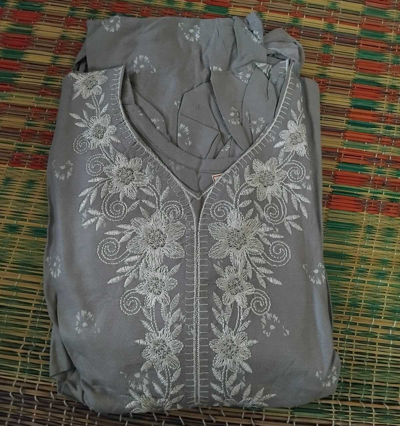 Elegant Grey Embroidered Kurta Set