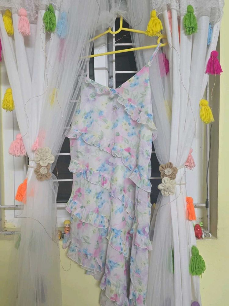 Chic Floral Print Ruffle Dress