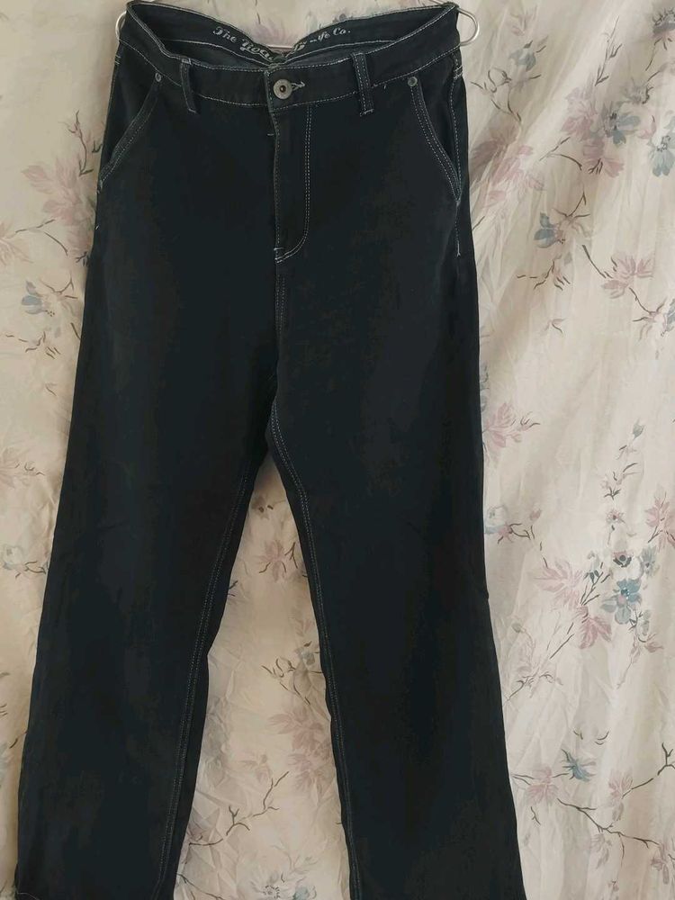 Stylish Black women's flared baggy Jeans