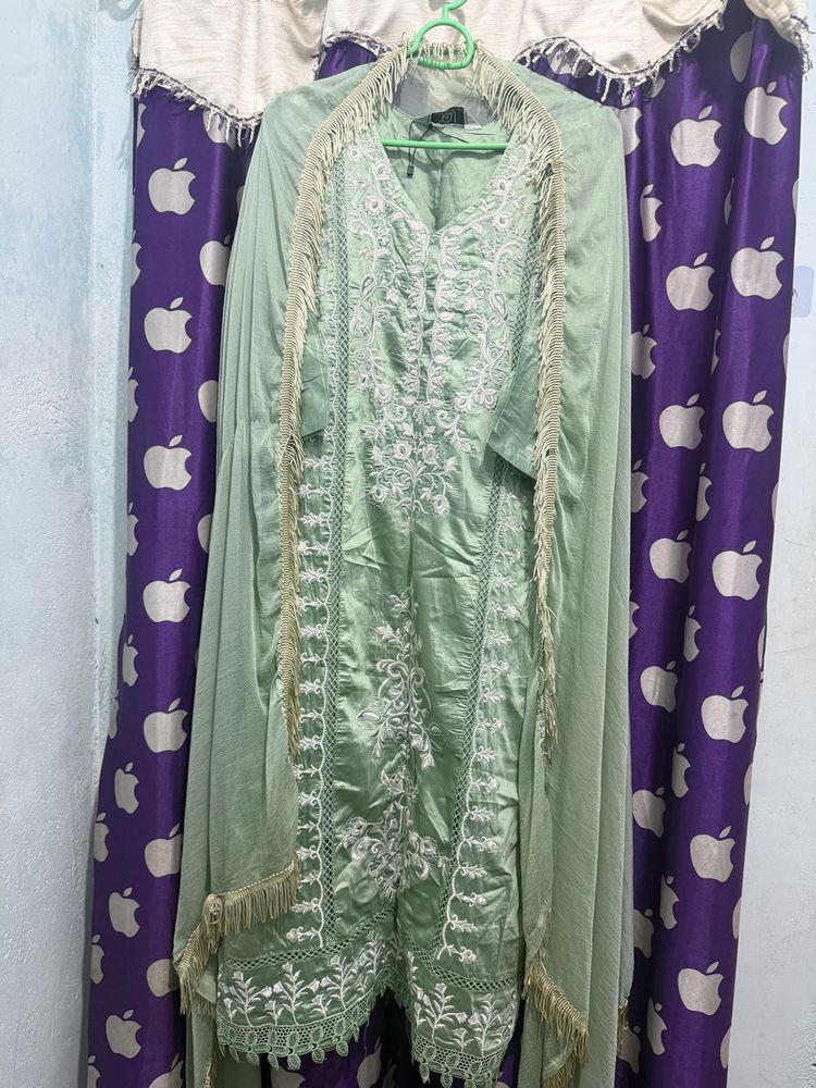 Green Embroidered Kurta Set with Dupatta