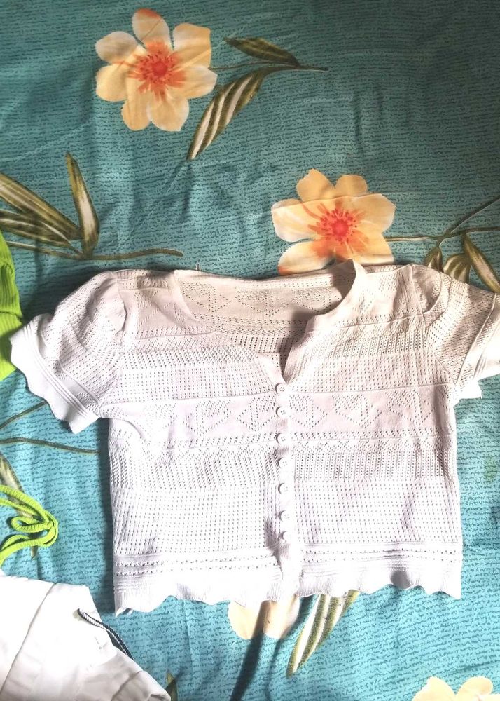 🎂 Chic White Button-Up used as jacket or top