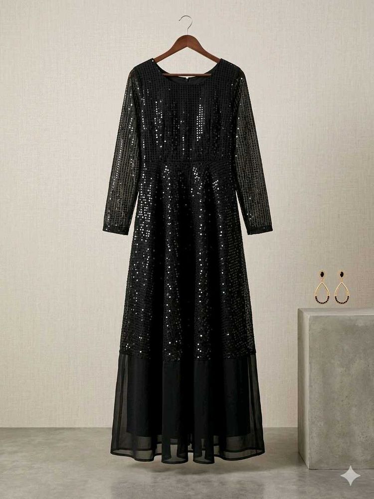 Sparkling Sequin Long Sleeve Maxi Dress