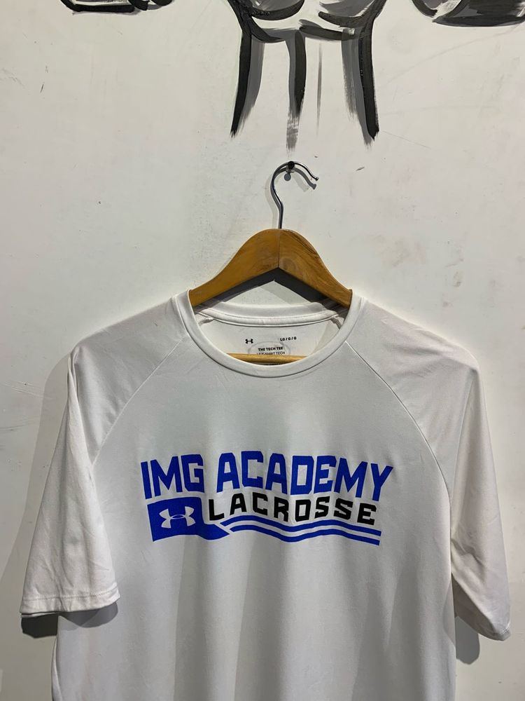 Underarmour white T-Shirt